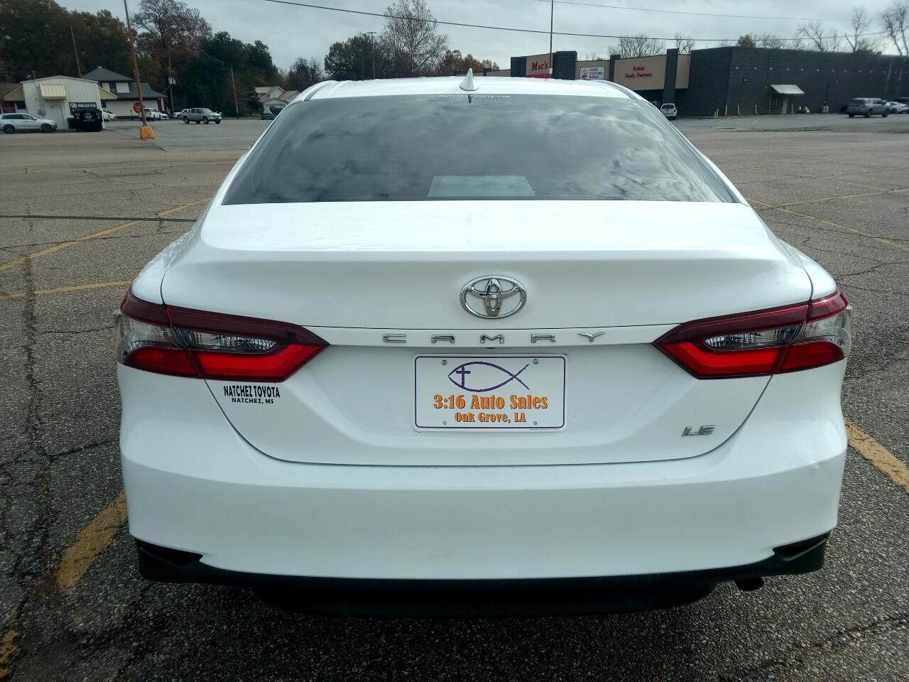 Toyota Camry LE 2021