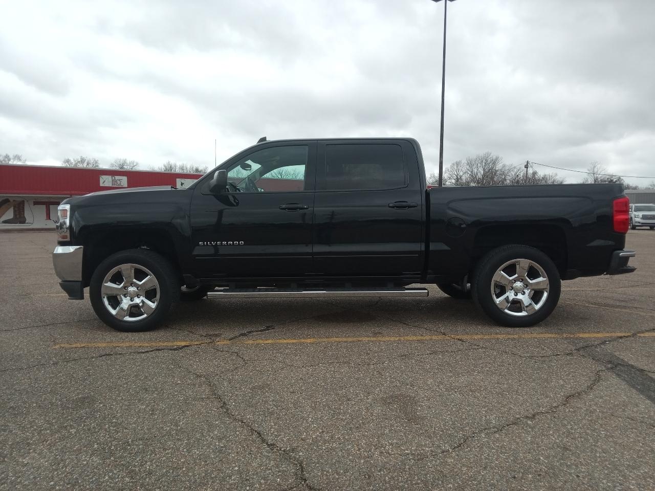 2017 Chevrolet Silverado 1500 2WD Crew Cab 143.5" LT