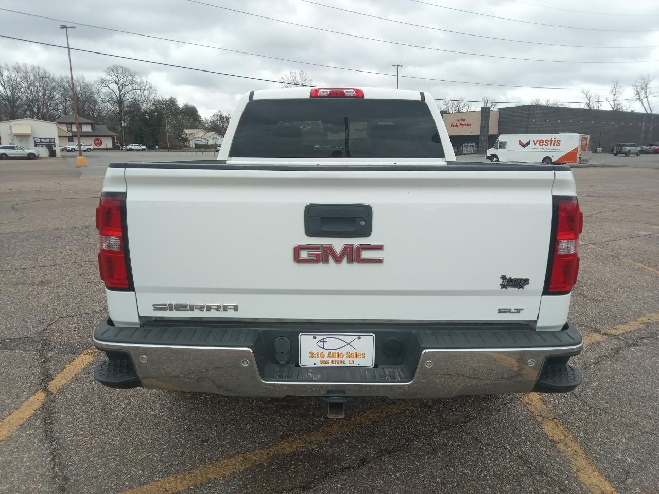 GMC Sierra 1500 4WD Crew Cab 143.5" SLT 2015