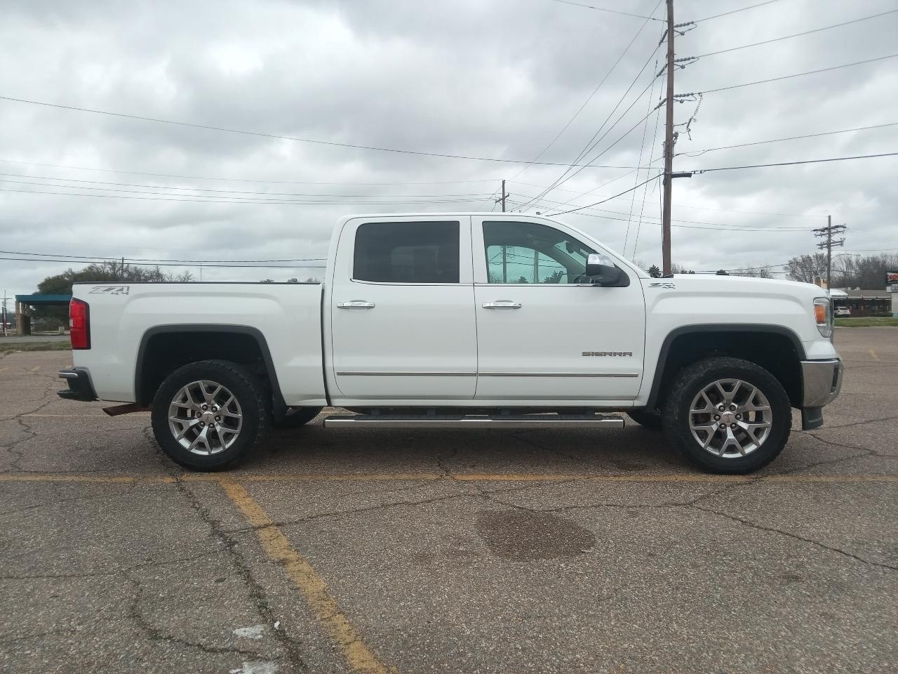 GMC Sierra 1500 4WD Crew Cab 143.5" SLT 2015