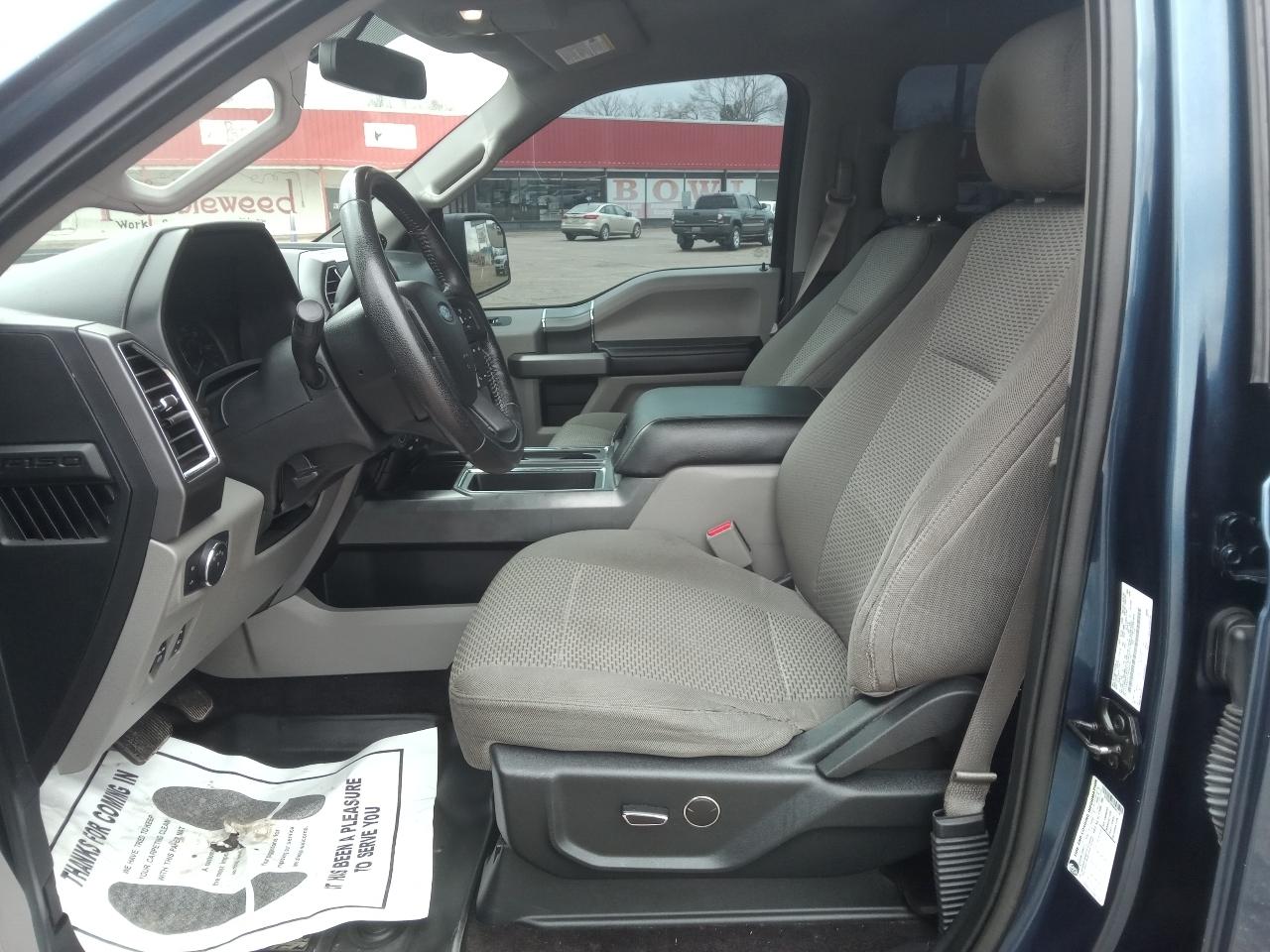 Ford F-150 2WD SuperCrew 139" XLT 2016