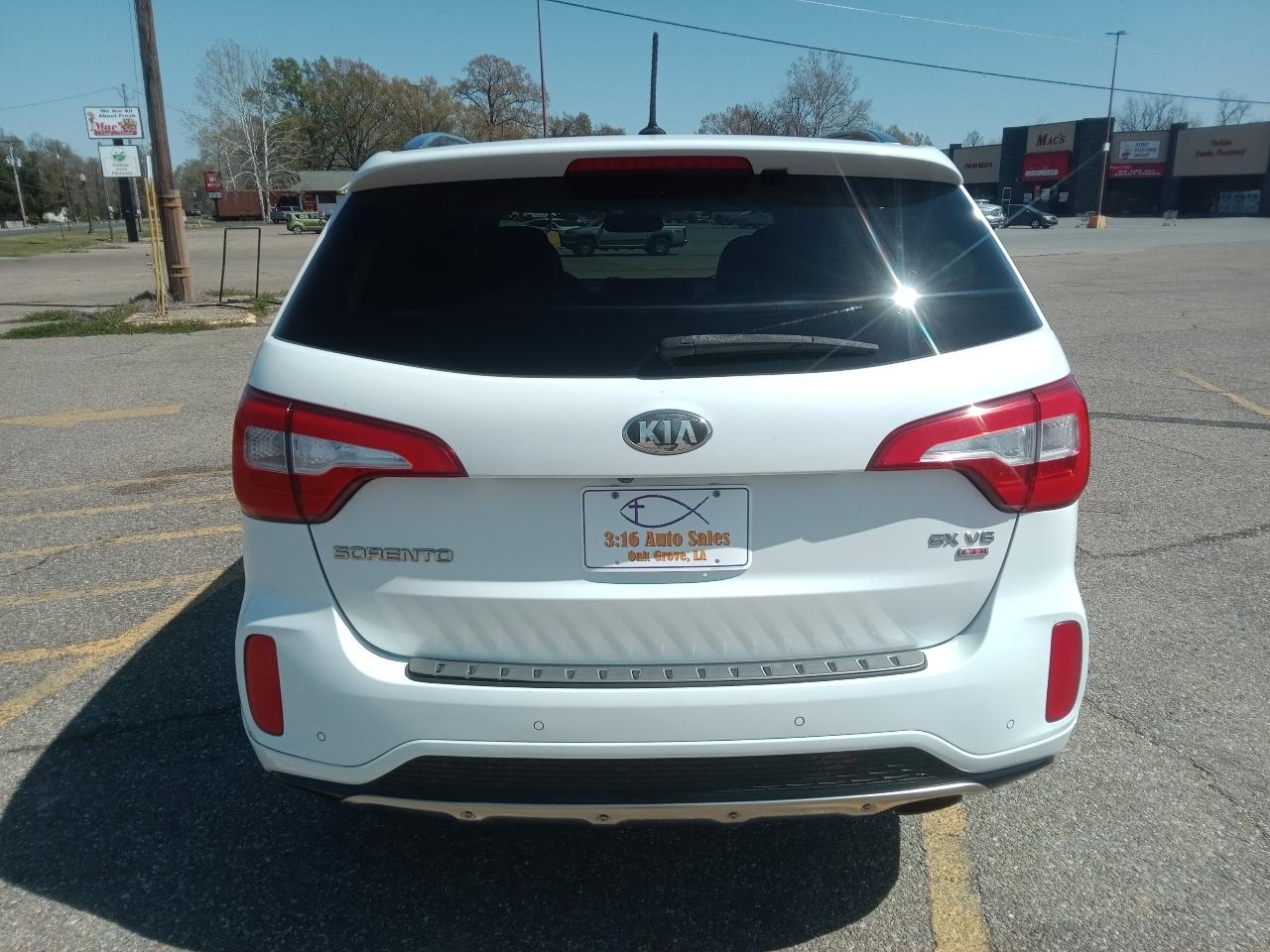 Kia Sorento SX V6 FWD 2015