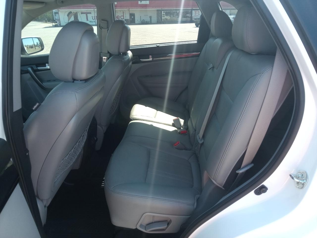 Kia Sorento SX V6 FWD 2015