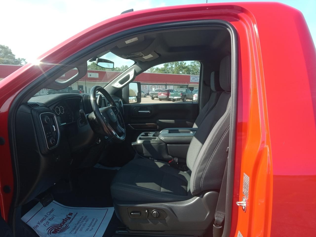 Chevrolet Silverado 2500HD 2WD Reg Cab 133" LT 2020