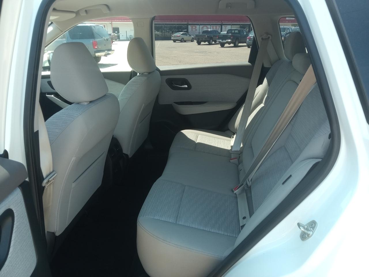 Nissan Rogue SV 2021