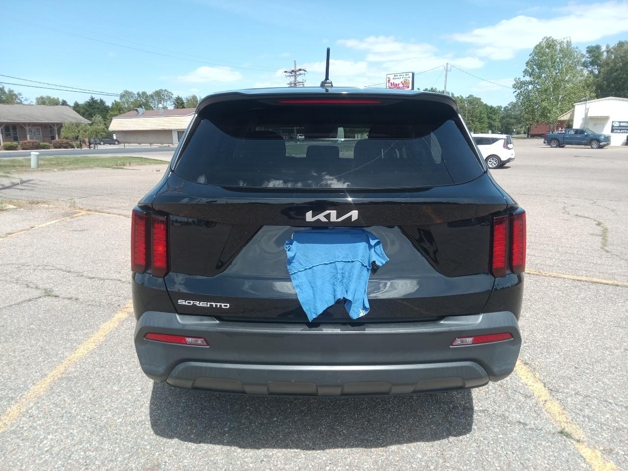 Kia Sorento LX 2WD 2023