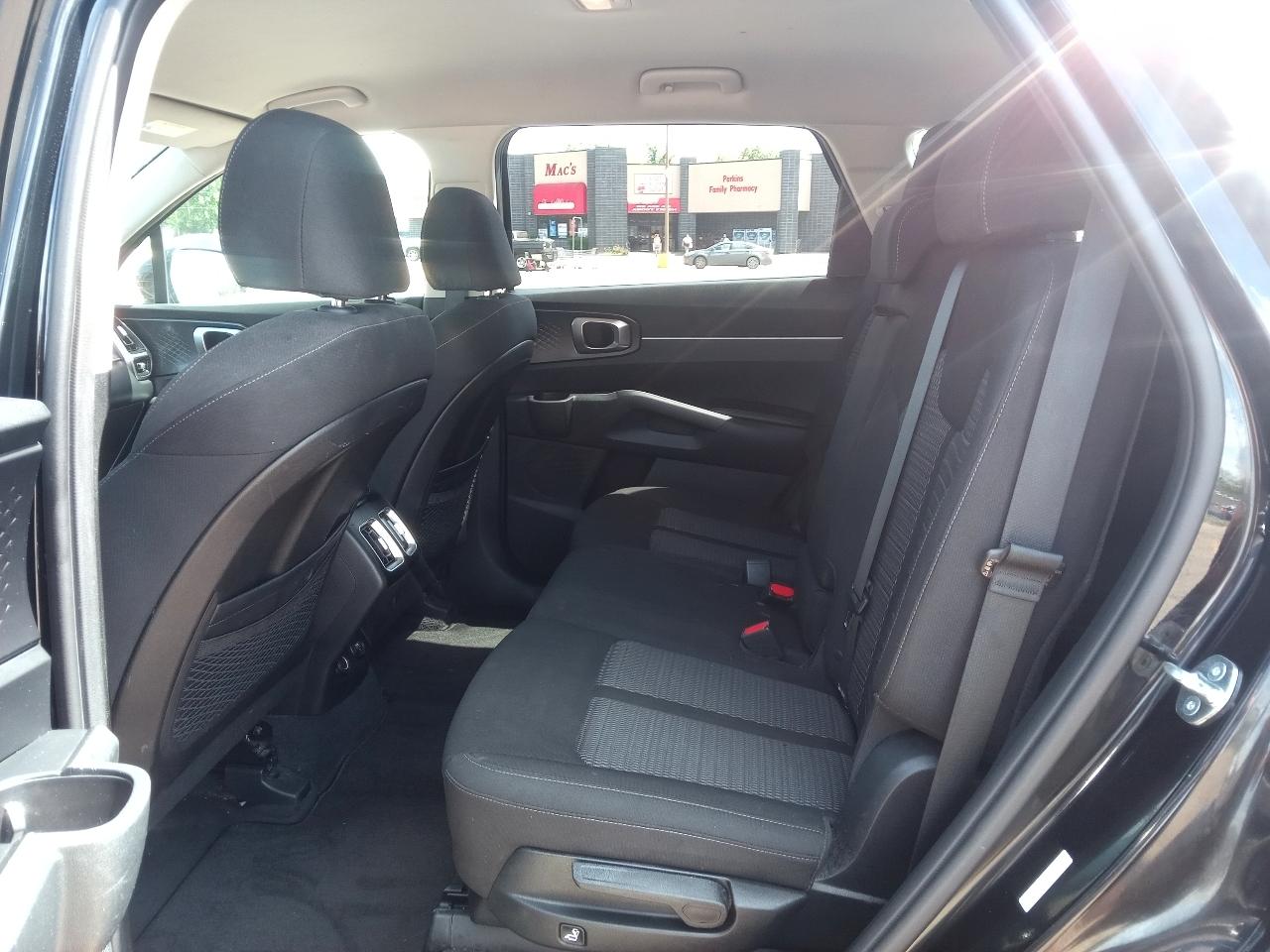 Kia Sorento LX 2WD 2023