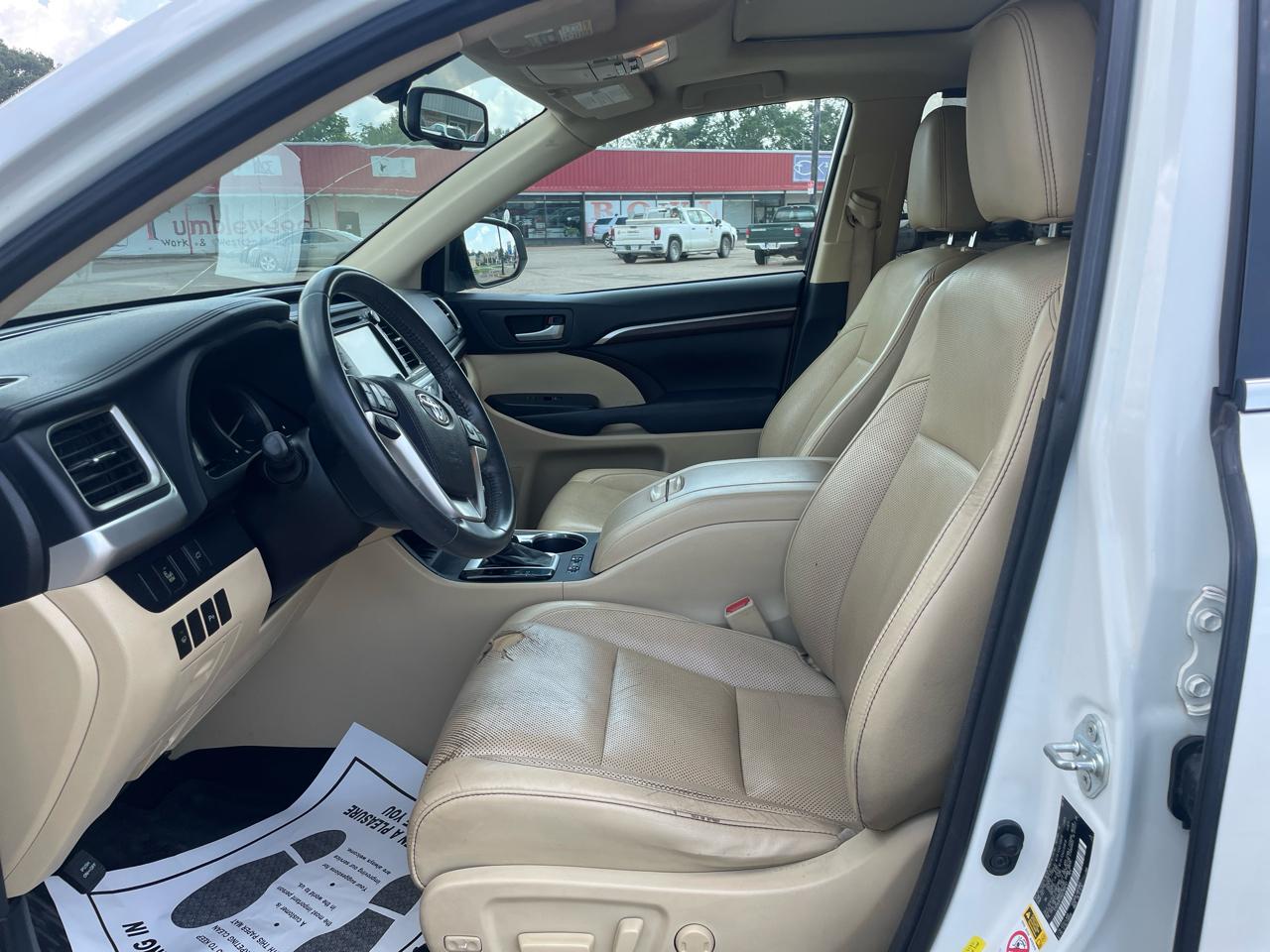 Toyota Highlander Limited FWD V6 2016