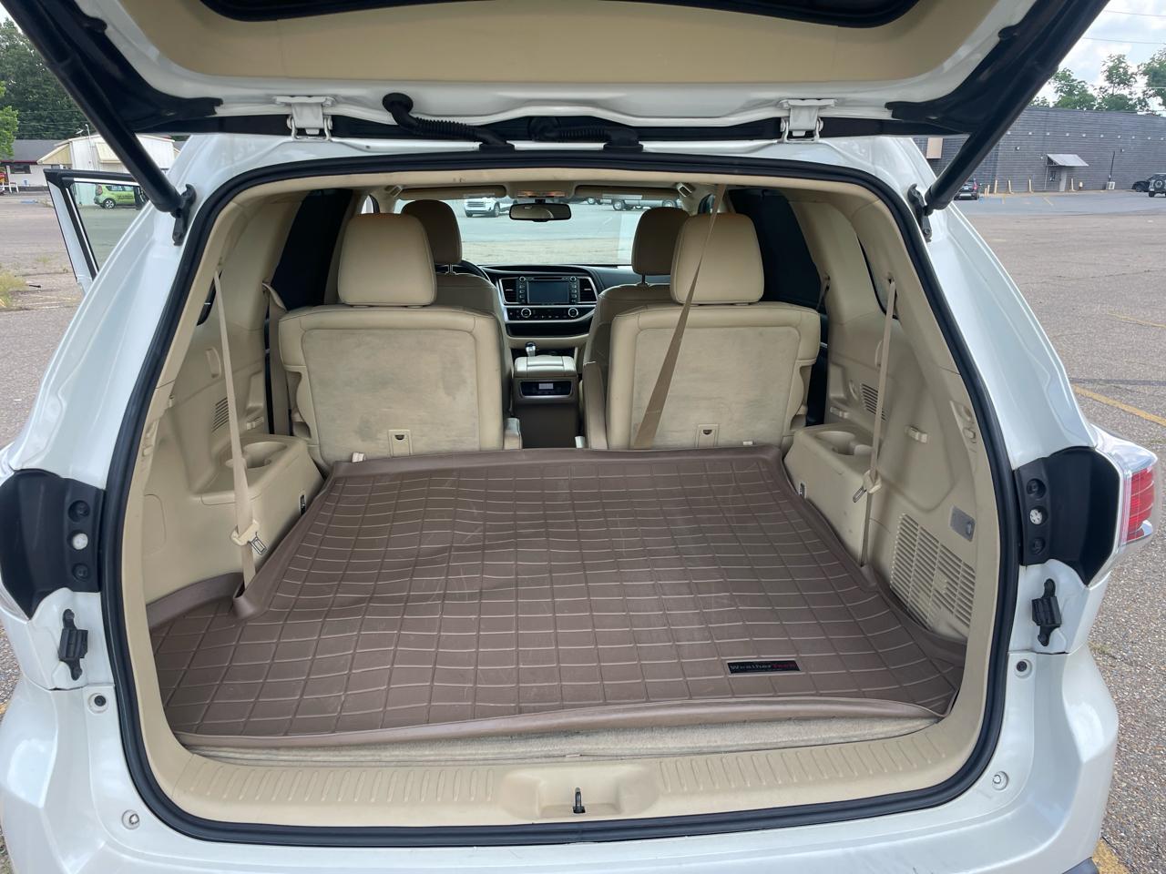 Toyota Highlander Limited FWD V6 2016