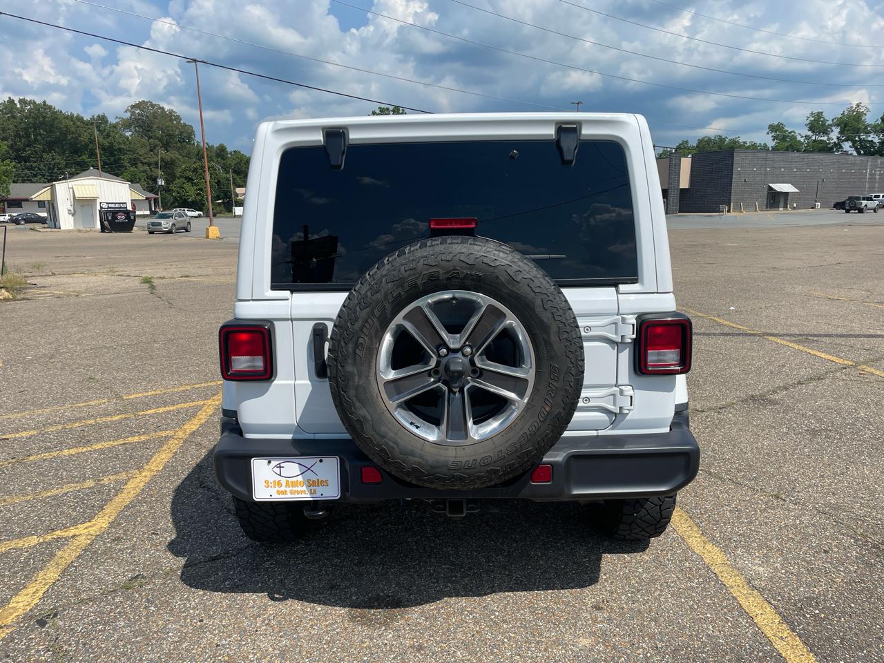 Jeep Wrangler Unlimited Sahara 2021
