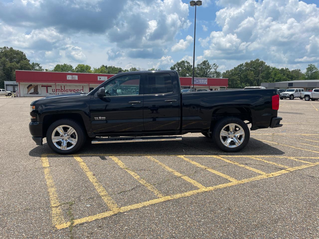 Chevrolet Silverado 1500 2WD Crew Cab 143.5" LT 2018