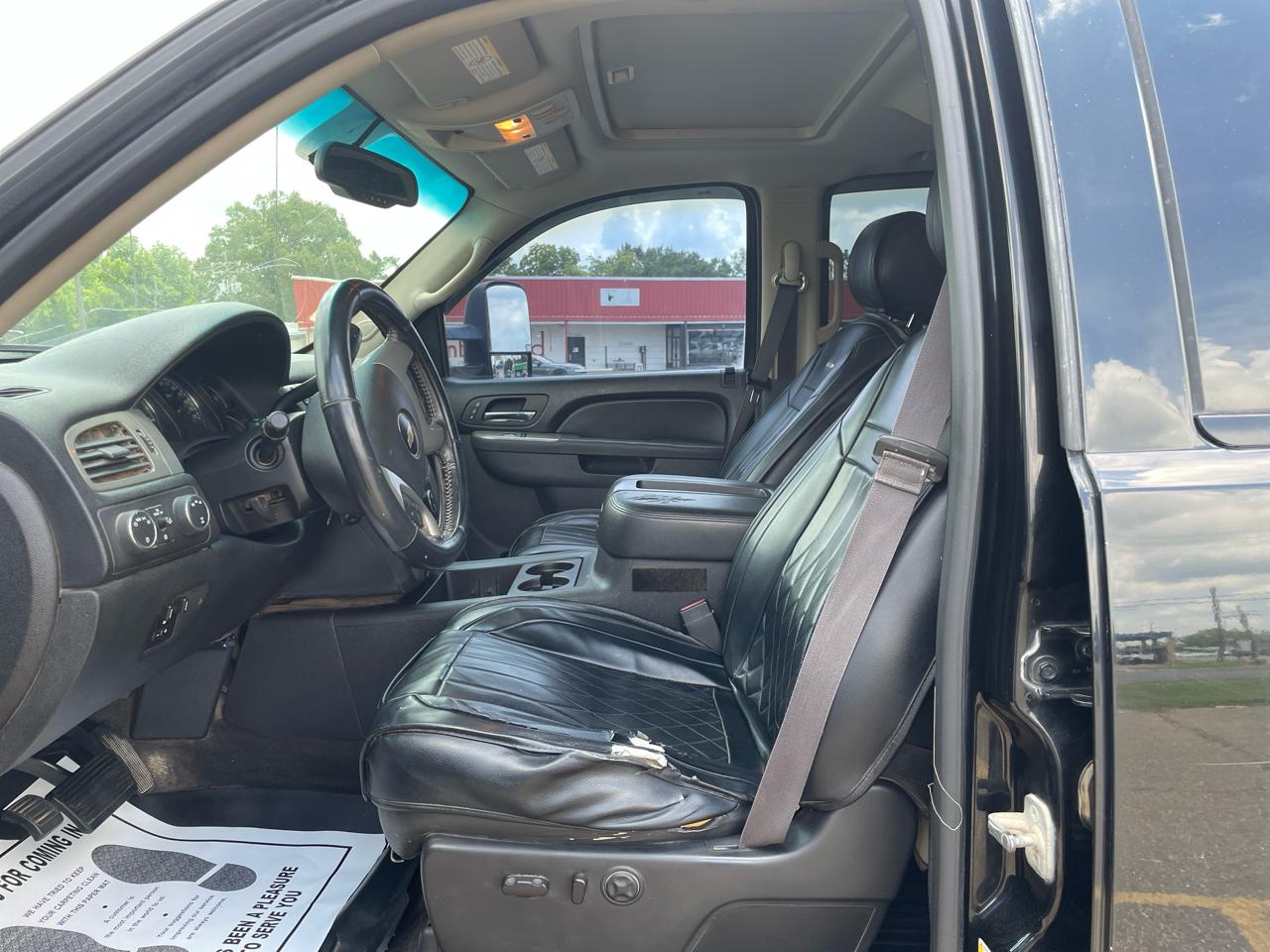 Chevrolet Silverado 2500HD 4WD Crew Cab 153" LTZ 2014