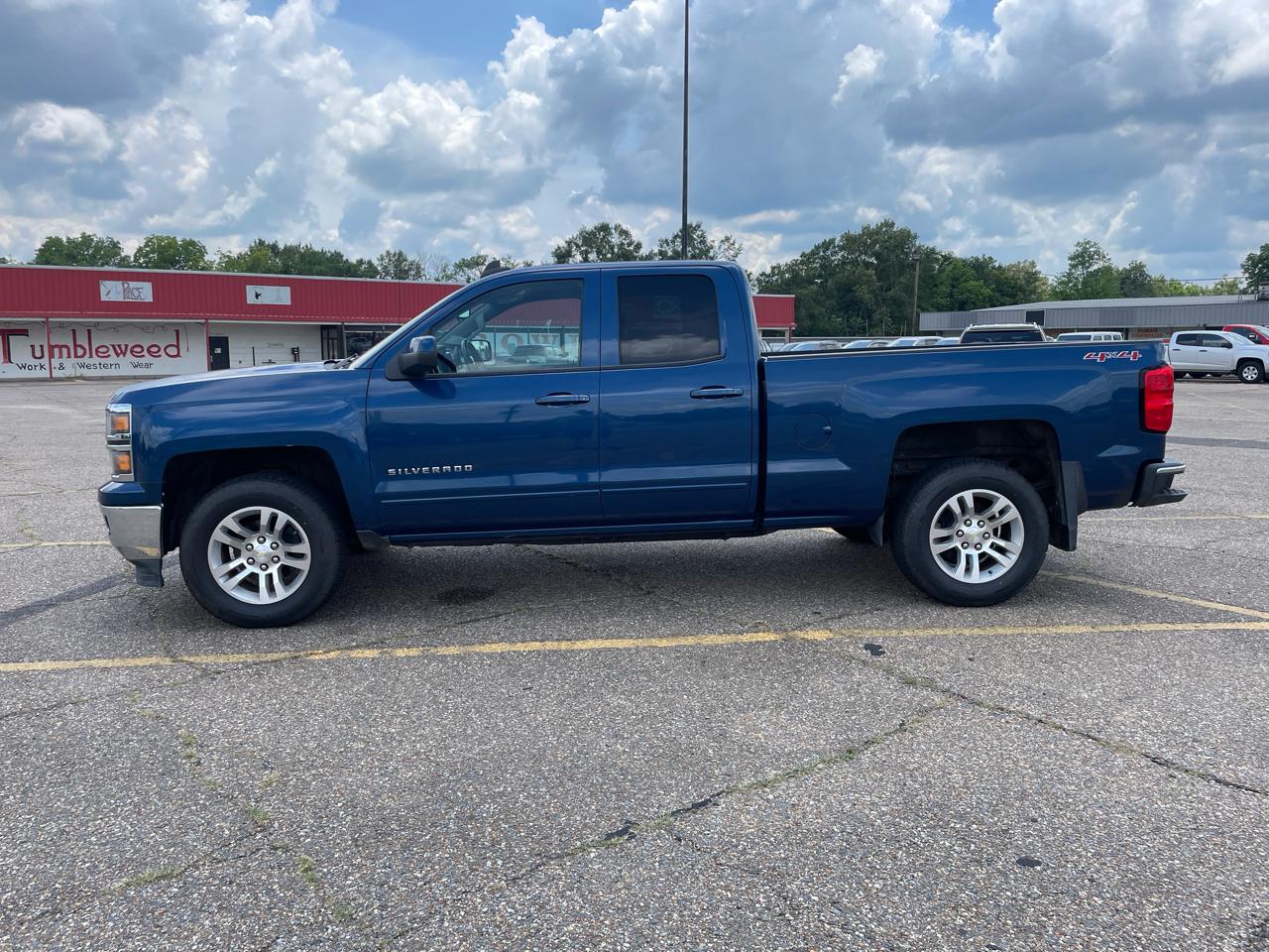 Chevrolet Silverado 1500 4WD Crew Cab 143.5" LT 2015