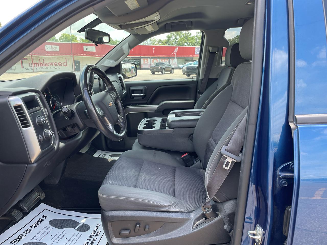 Chevrolet Silverado 1500 4WD Crew Cab 143.5" LT 2015