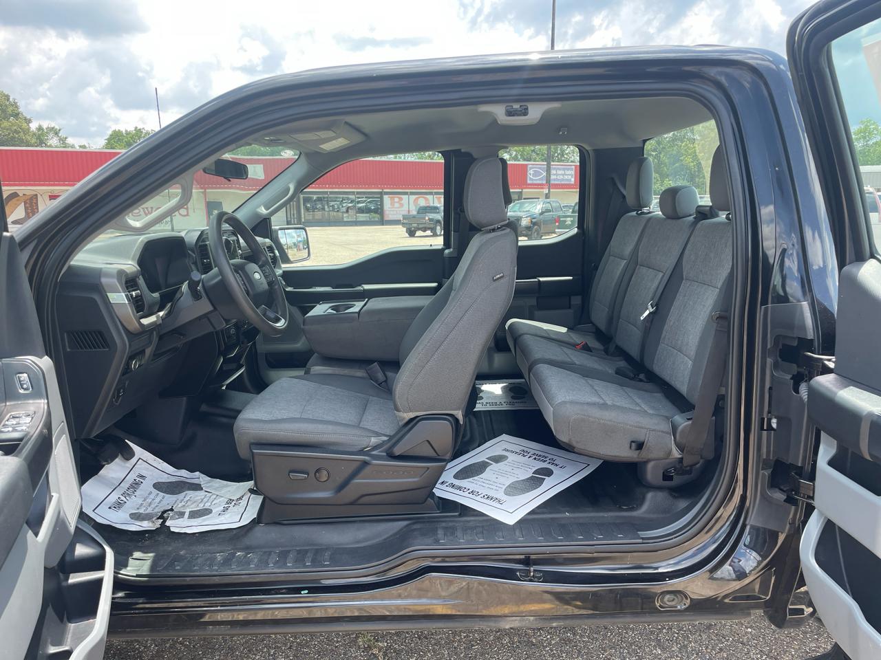 Ford F-150 4WD SuperCab 145" XL 2024