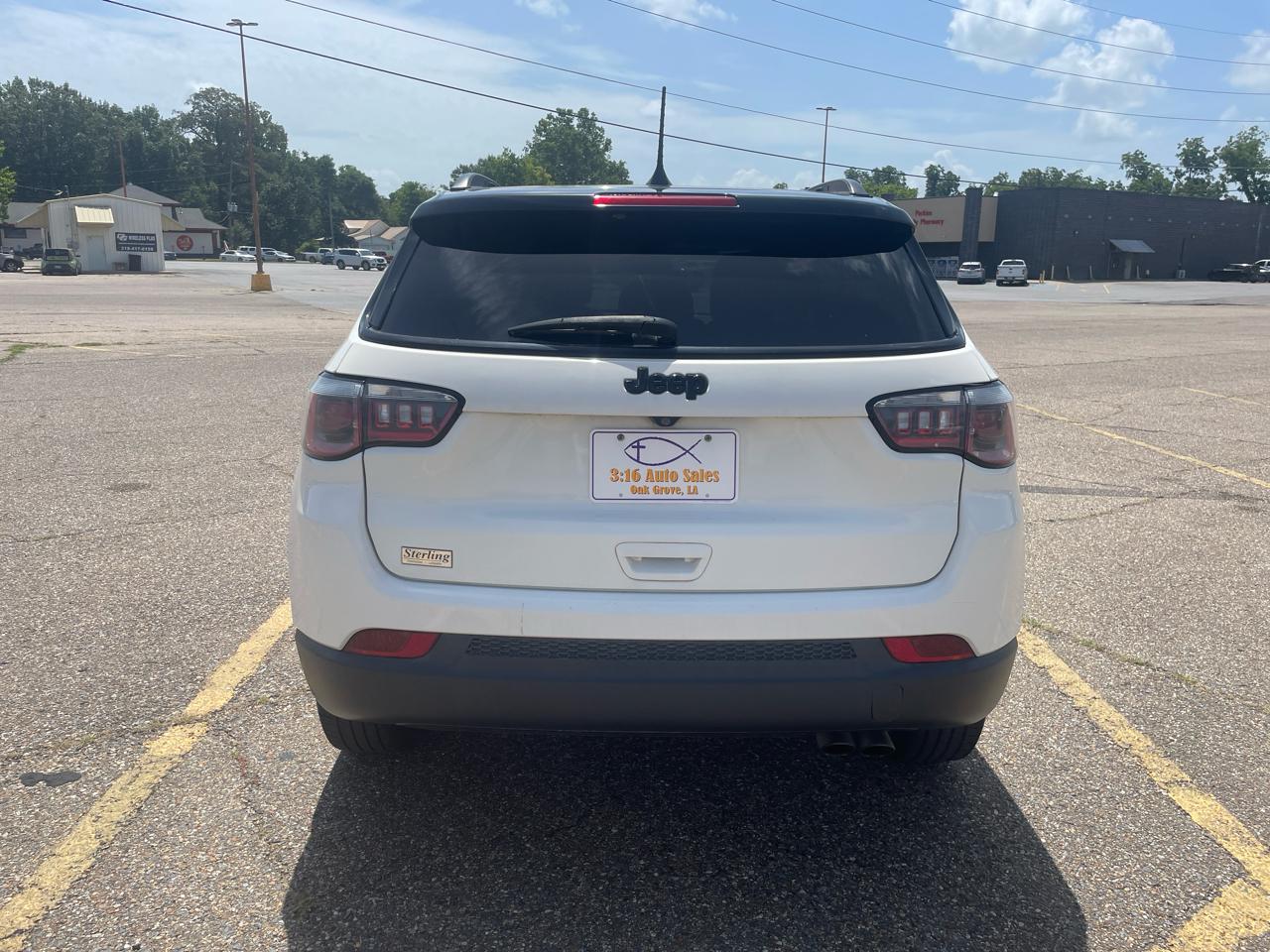 Jeep Compass Latitude FWD 2019
