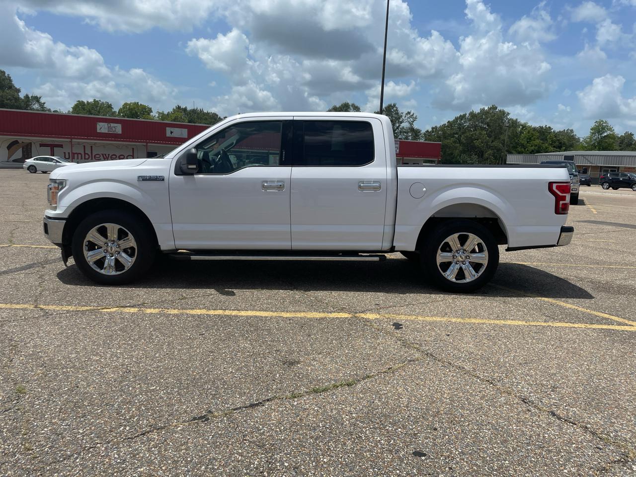 Ford F-150 2WD SuperCrew 139" XLT 2019