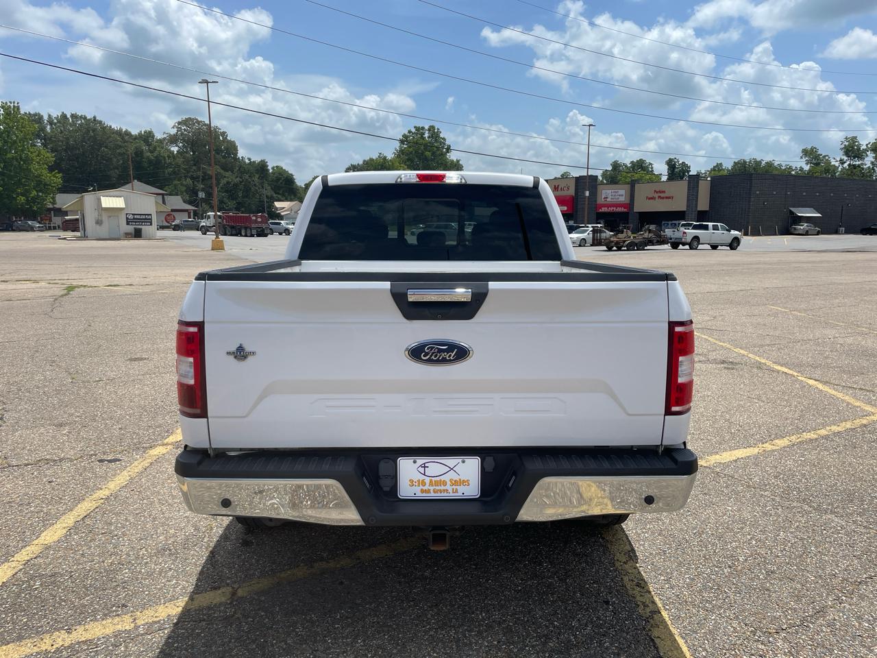 Ford F-150 2WD SuperCrew 139" XLT 2019