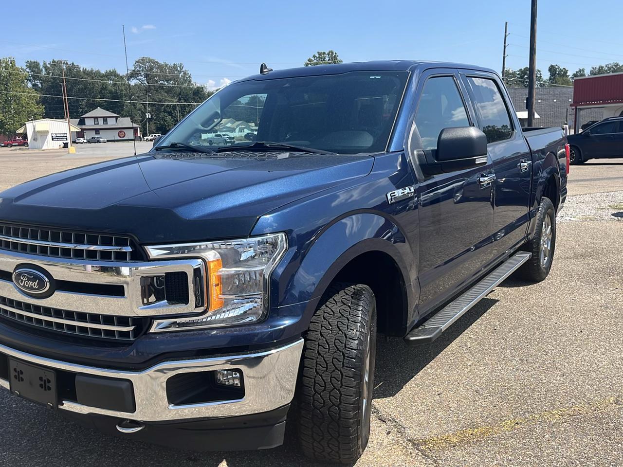 Ford F-150 4WD SuperCrew 139" XLT 2020