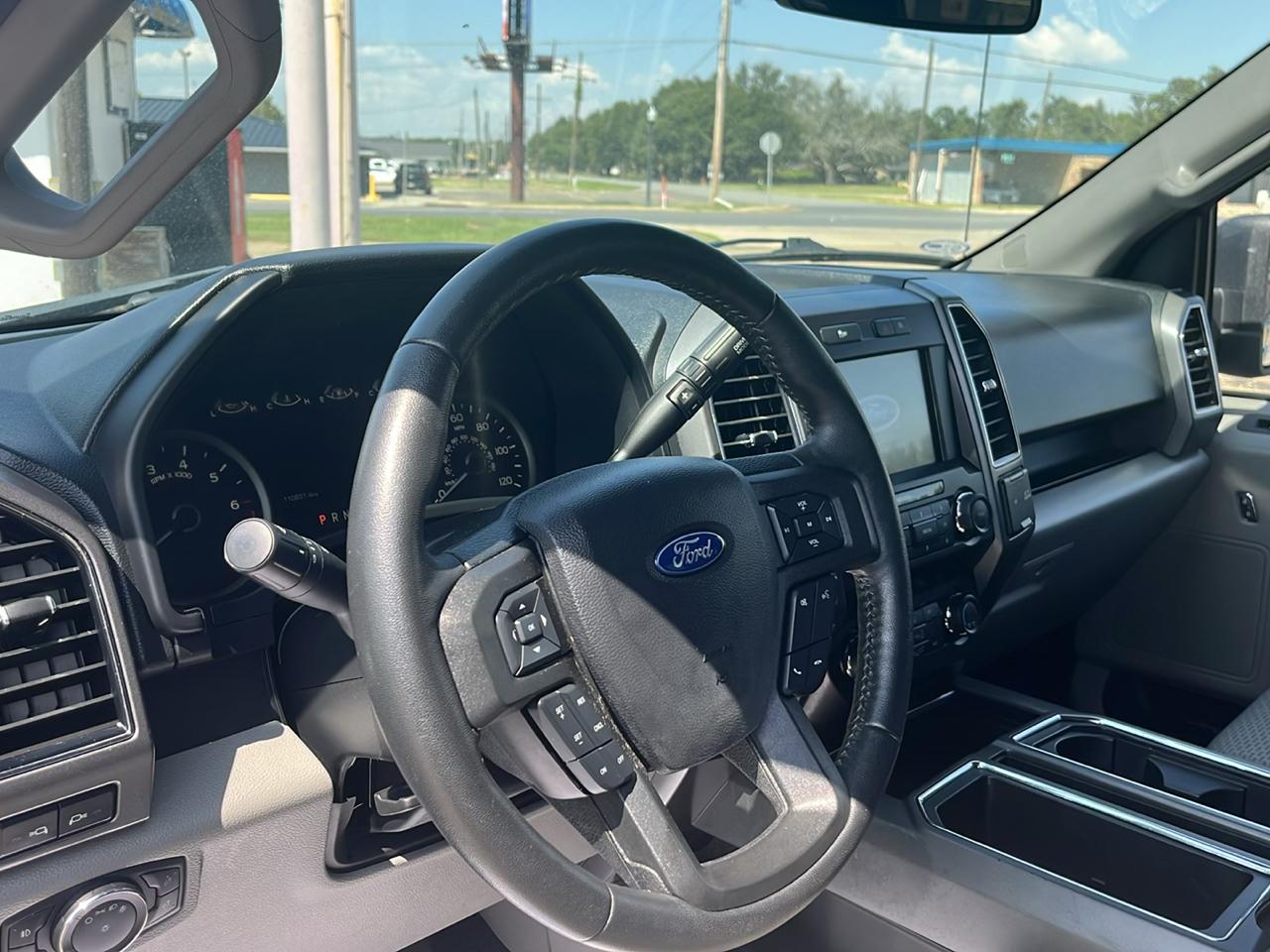 Ford F-150 4WD SuperCrew 139" XLT 2020
