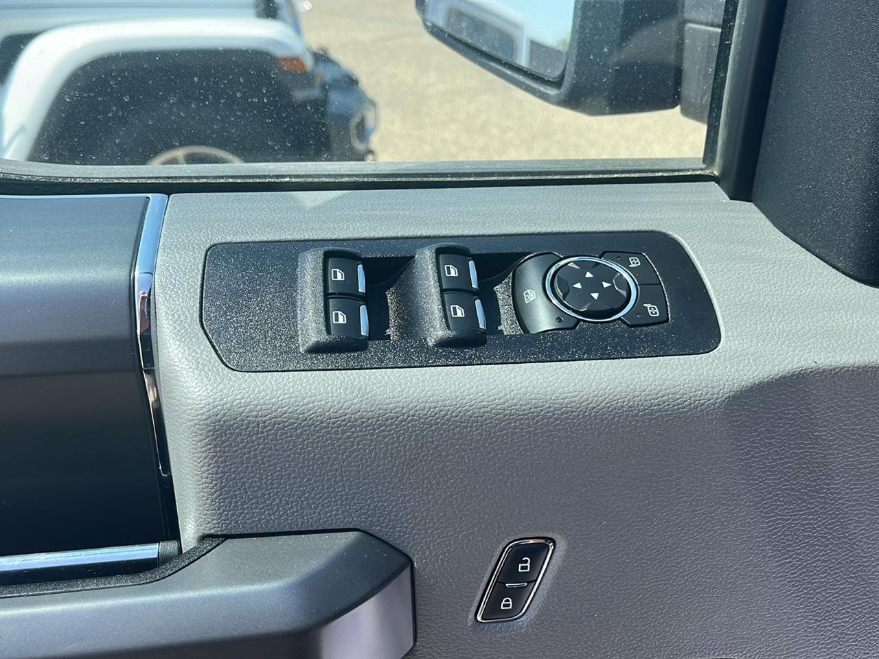Ford F-150 4WD SuperCrew 139" XLT 2020