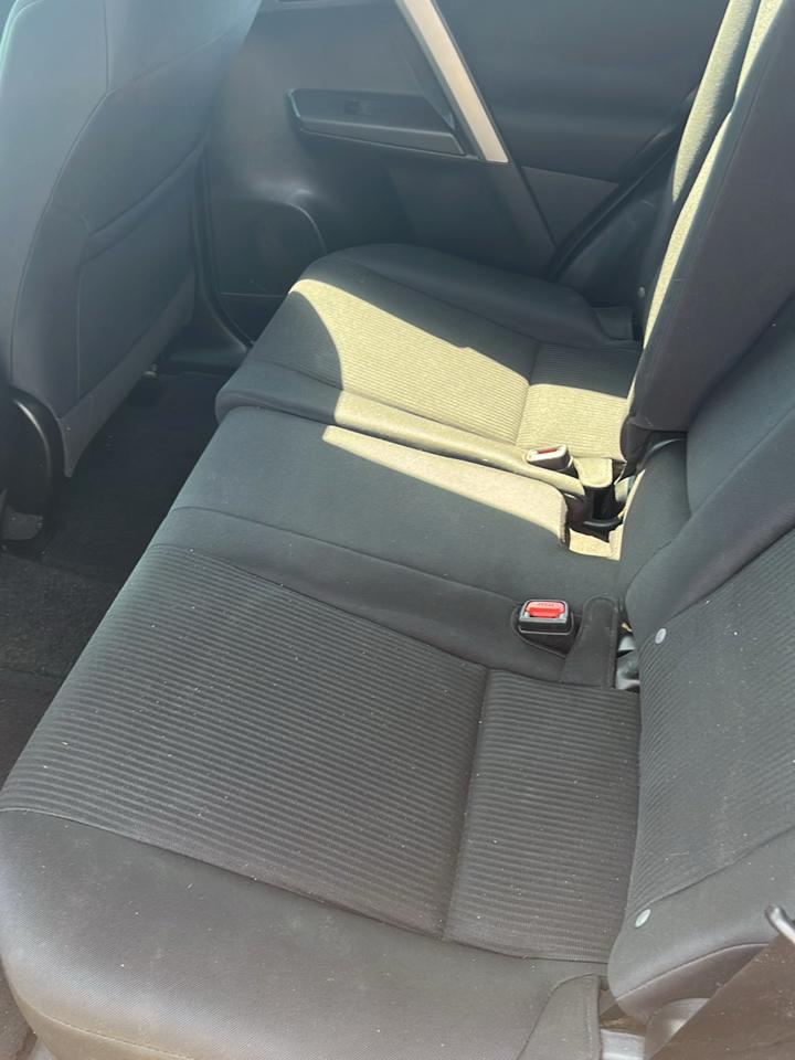 Toyota RAV4 LE FWD 2016