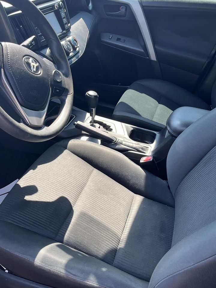 Toyota RAV4 LE FWD 2016