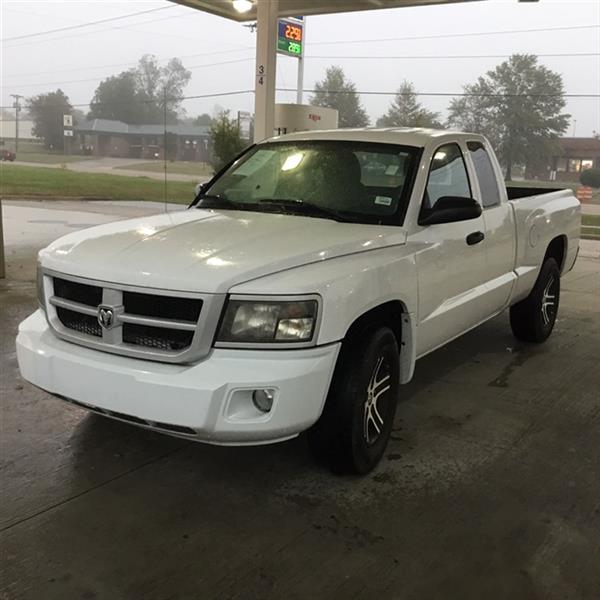 Used 2011 Dodge Dakota Big Horn/Lone Star Pickup 4D 6 1/2 ft for Sale