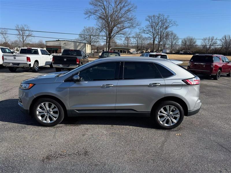 2020 Ford Edge Titanium Sport photo 4