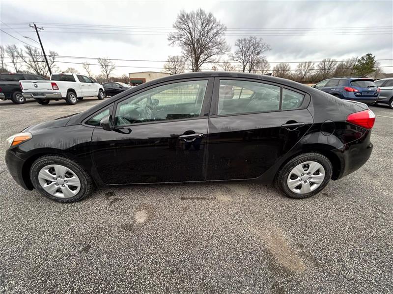 2015 Kia Forte LX photo 2