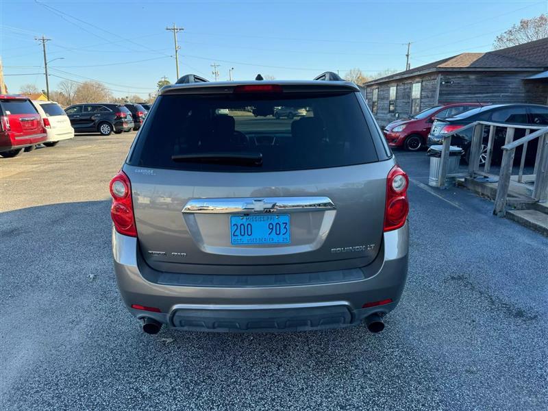 2012 Chevrolet Equinox LT photo 4