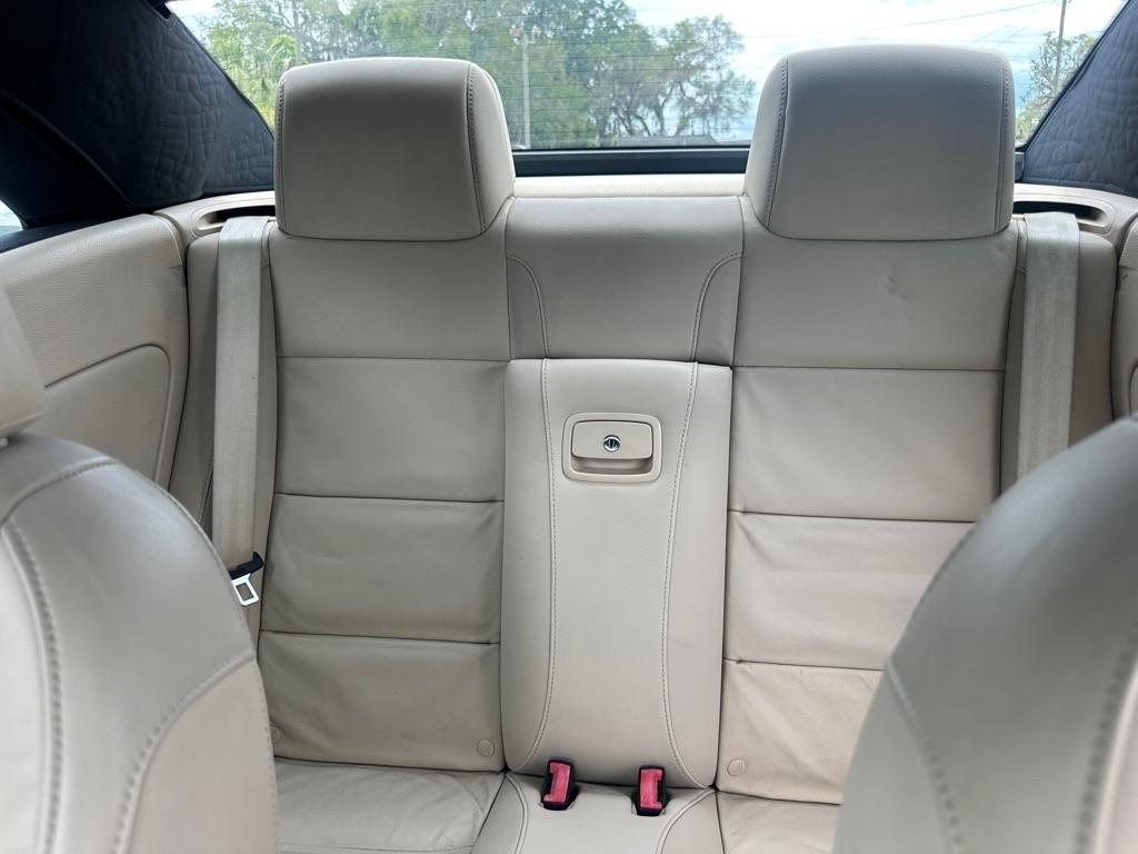 Volkswagen Eos 2dr Convertible DSG 3.2L 2007