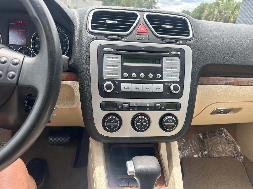 Volkswagen Eos 2dr Convertible DSG 3.2L 2007