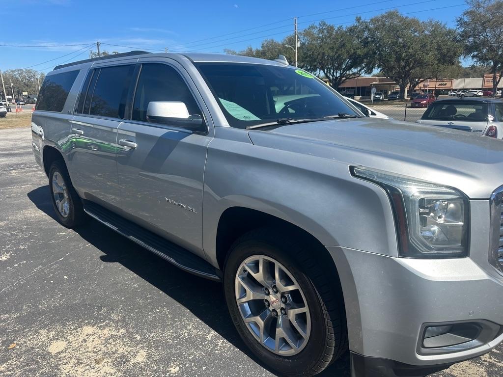 GMC Yukon XL 4WD 4dr SLE 2015