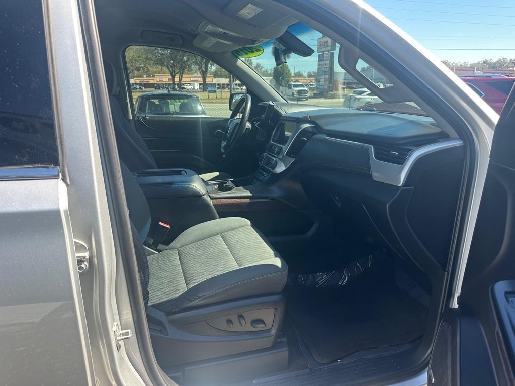 GMC Yukon XL 4WD 4dr SLE 2015