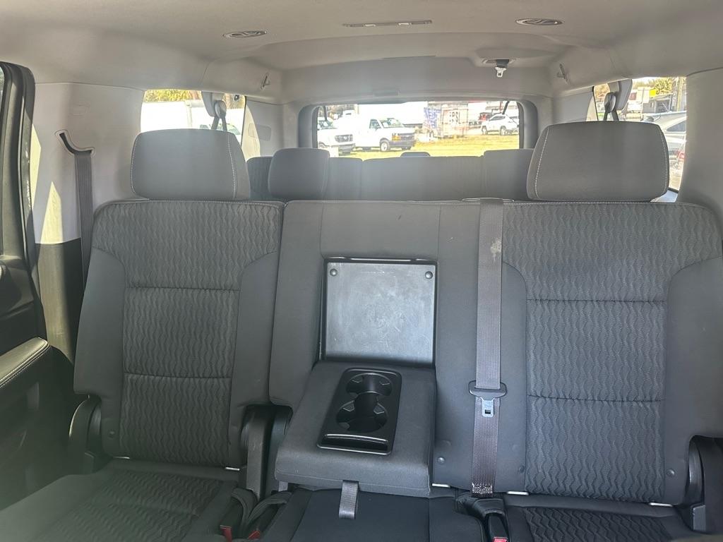GMC Yukon XL 4WD 4dr SLE 2015
