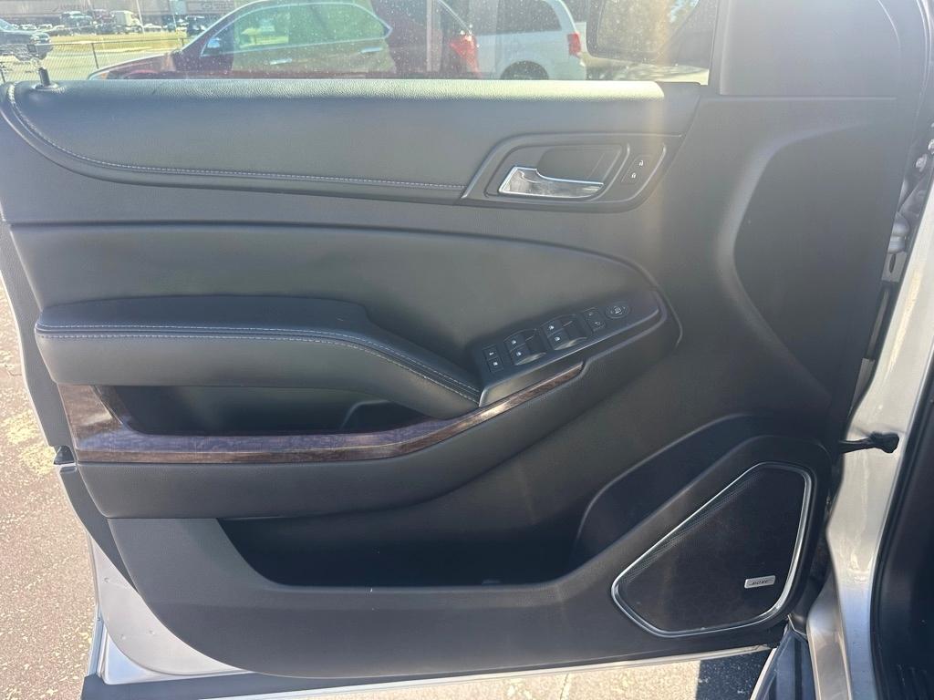 GMC Yukon XL 4WD 4dr SLE 2015