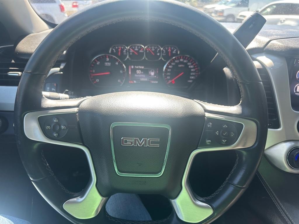 GMC Yukon XL 4WD 4dr SLE 2015