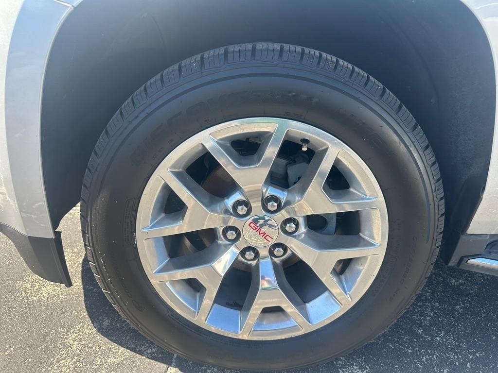 GMC Yukon XL 4WD 4dr SLE 2015