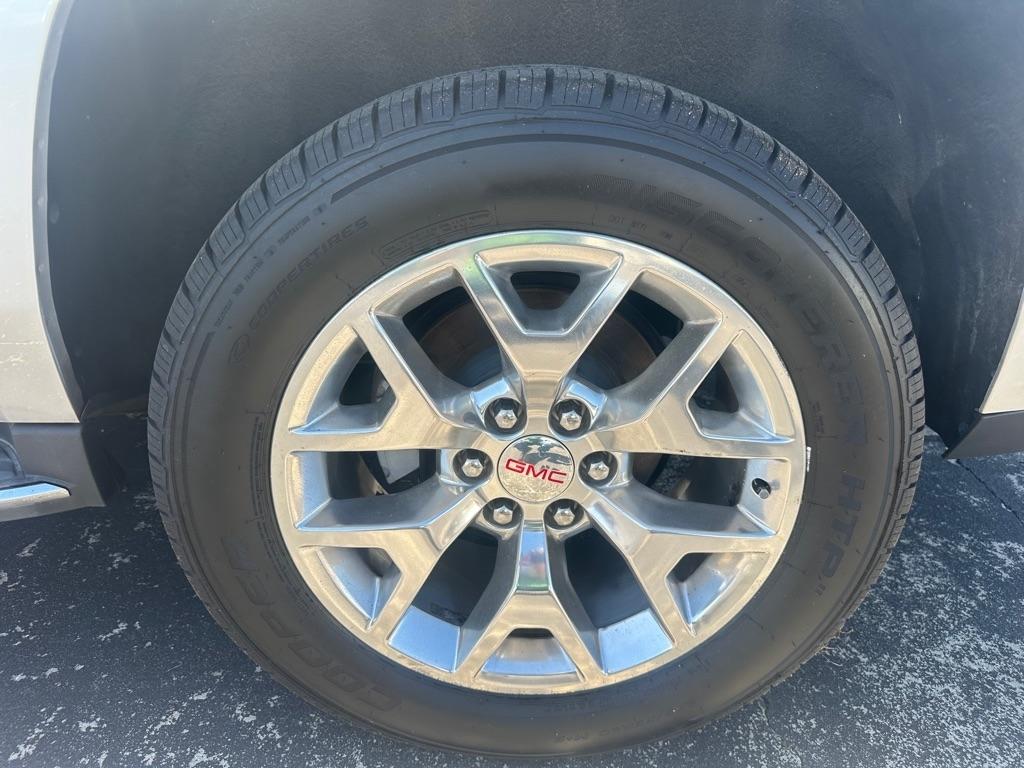 GMC Yukon XL 4WD 4dr SLE 2015