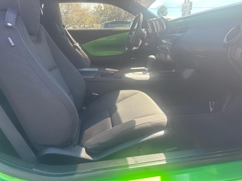 Chevrolet Camaro 2dr Cpe 1LT 2010