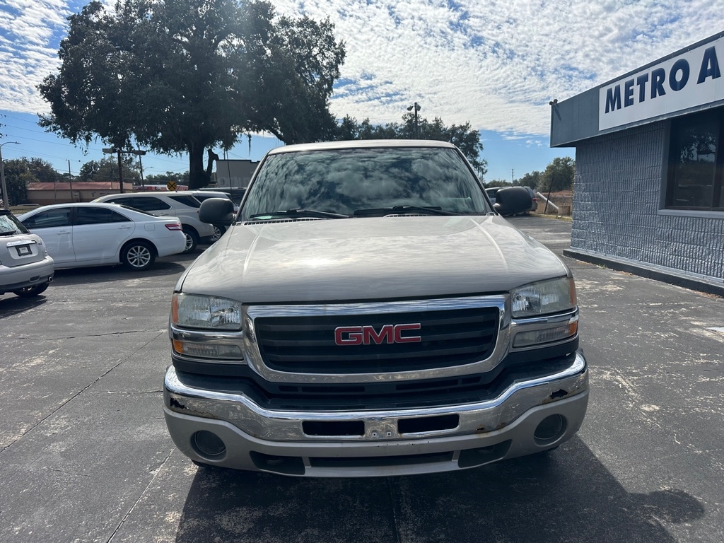 GMC Sierra  2005