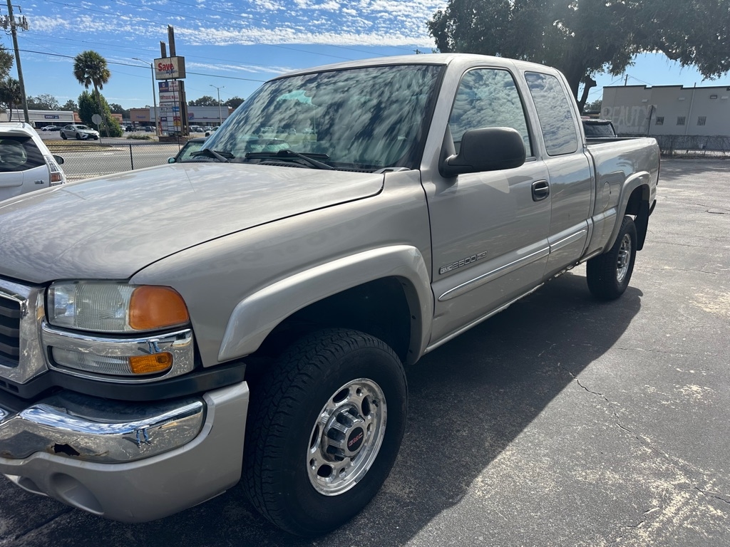 GMC Sierra  2005
