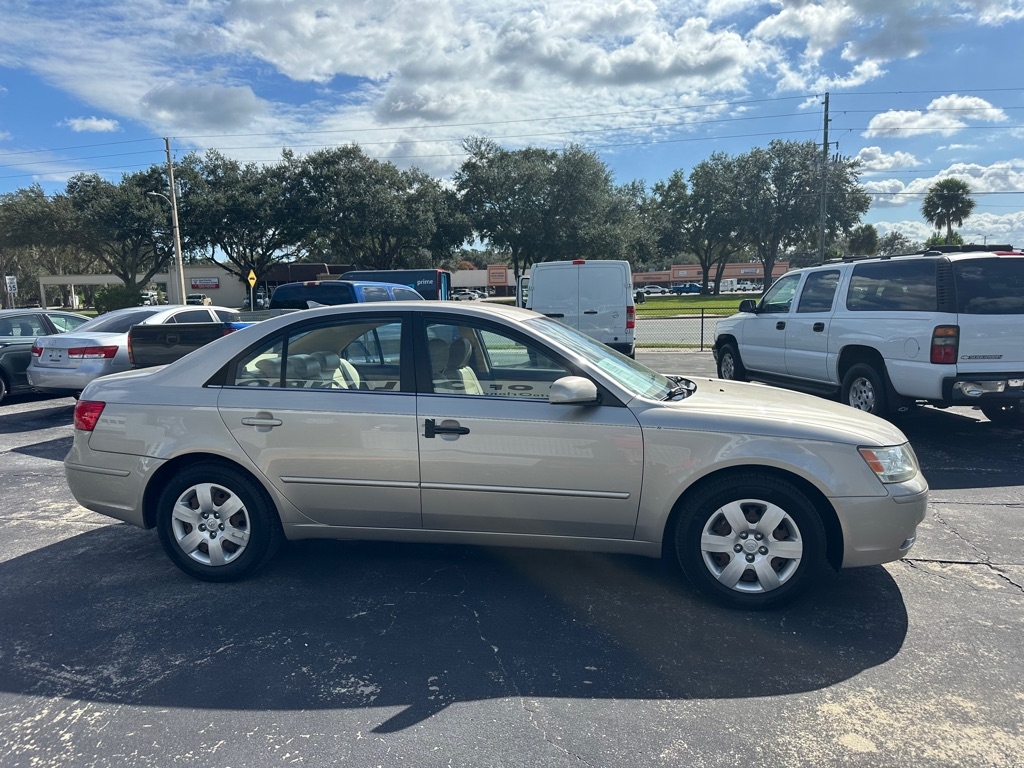 Hyundai Sonata 4dr Sdn I4 Auto GLS 2009 Hyundai Sonata 4dr Sdn I4 Auto GLS 2009