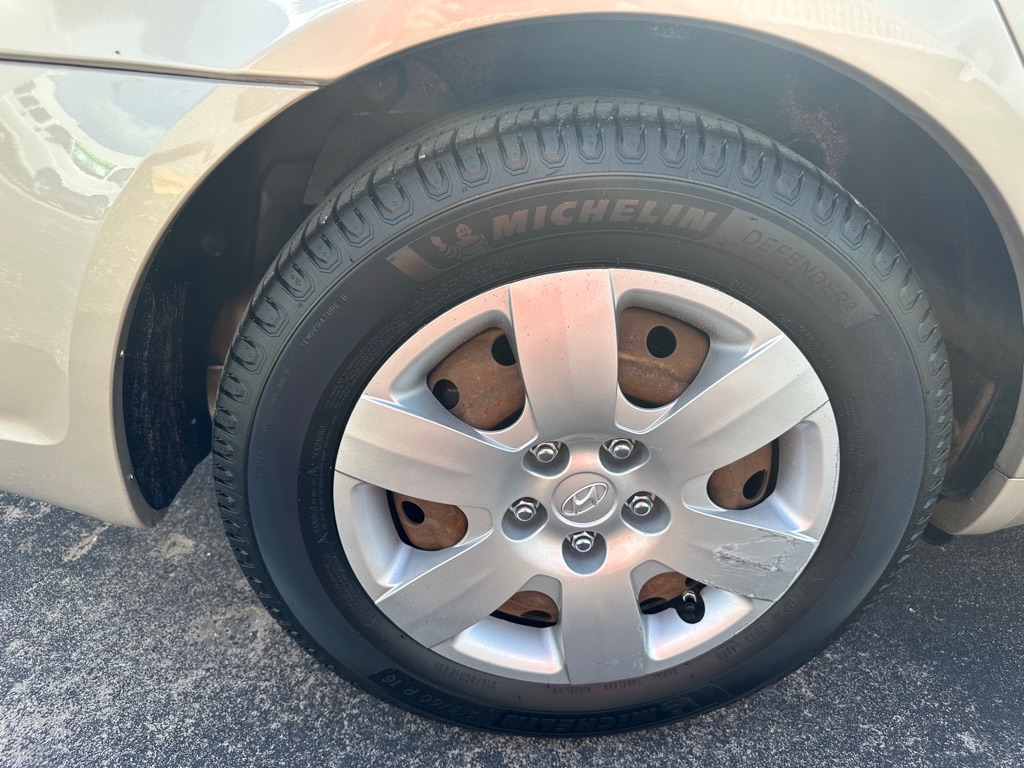 Hyundai Sonata 4dr Sdn I4 Auto GLS 2009 Hyundai Sonata 4dr Sdn I4 Auto GLS 2009