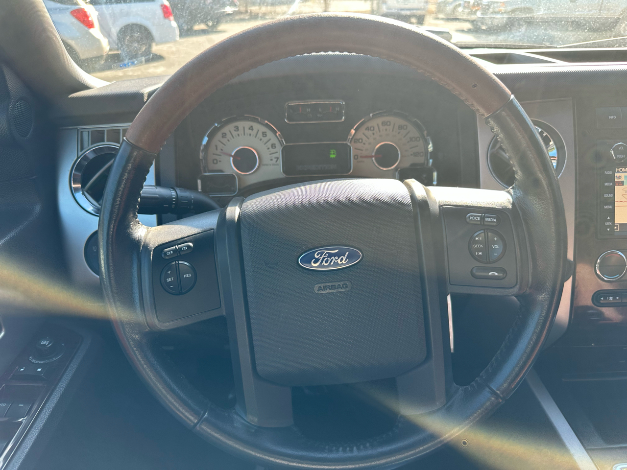 Ford Expedition EL 2WD 4dr King Ranch 2013