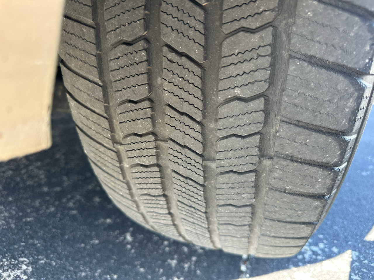 Ford Expedition EL 2WD 4dr King Ranch 2013