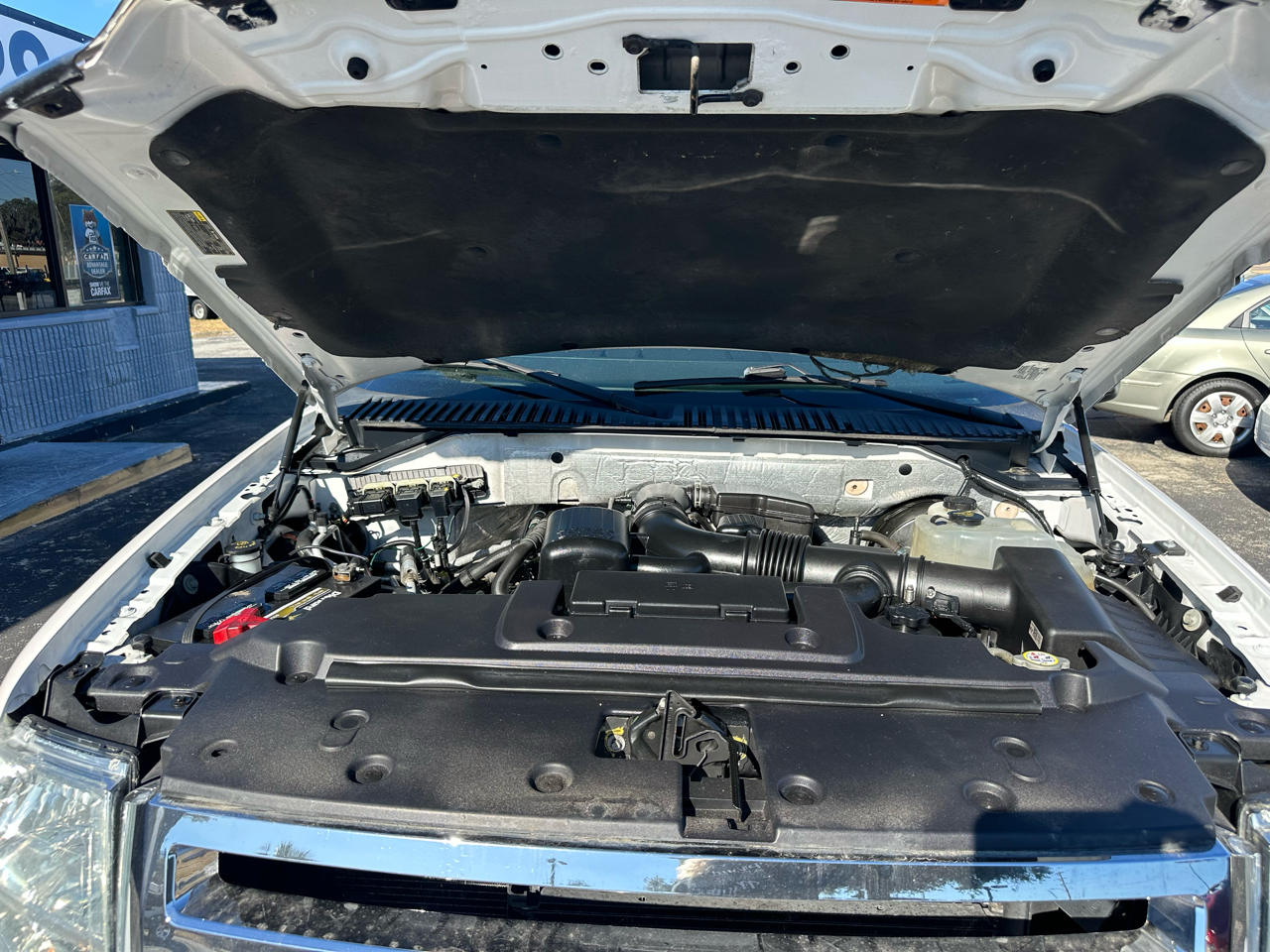 Ford Expedition EL 2WD 4dr King Ranch 2013