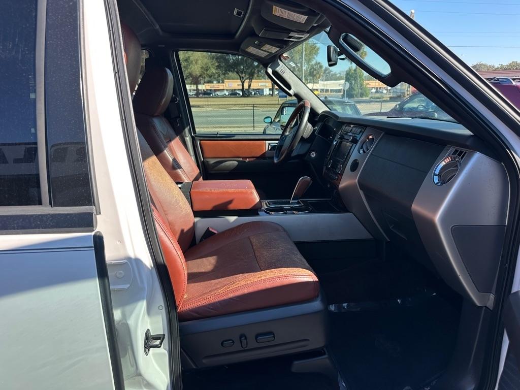 Ford Expedition EL 2WD 4dr King Ranch 2013