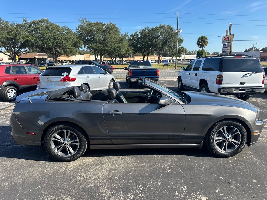Ford Mustang 2dr Conv V6 2014